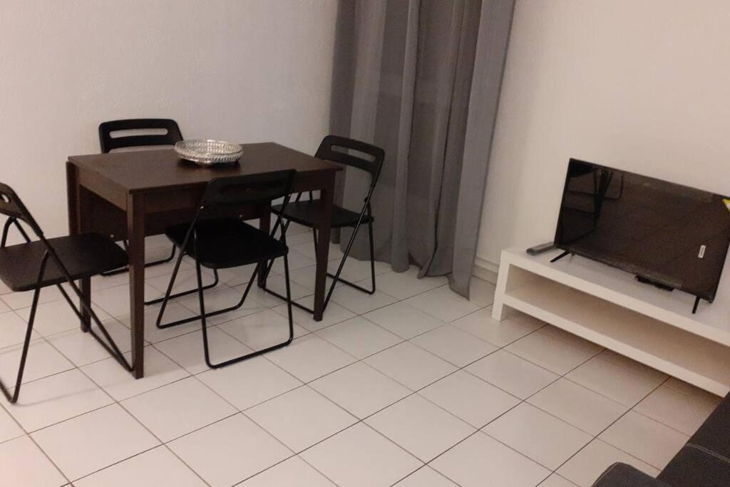 Apartamento Appart Entre Paris Et Disney Noisy-le-Grand Exterior foto